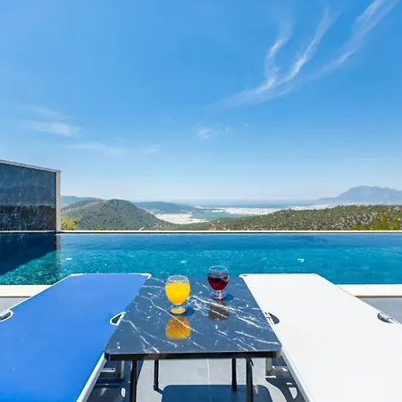 Villa Erdem Uezuemlue Kas